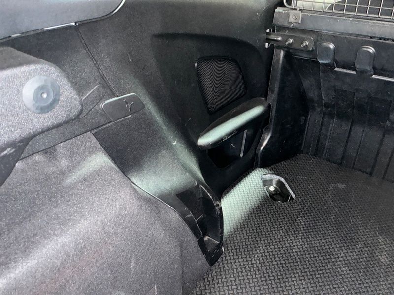 Ford Fiesta 1.1 Affaires Business 2019 – снимка 22