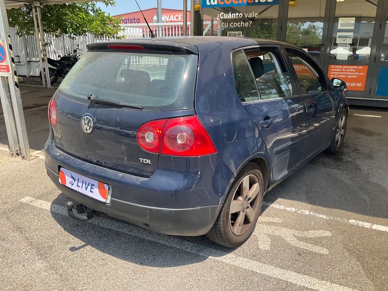 Volkswagen Golf V 1.9 TDI Sportline 2006 – снимка 2