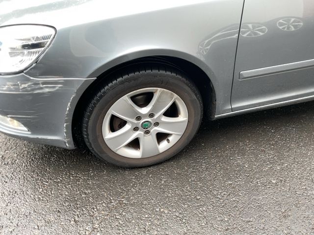 Skoda Octavia 1.6 TDI Ambition 2012 – снимка 3