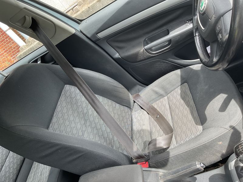 Skoda Octavia 1.6 TDI Ambition 2012 – снимка 25