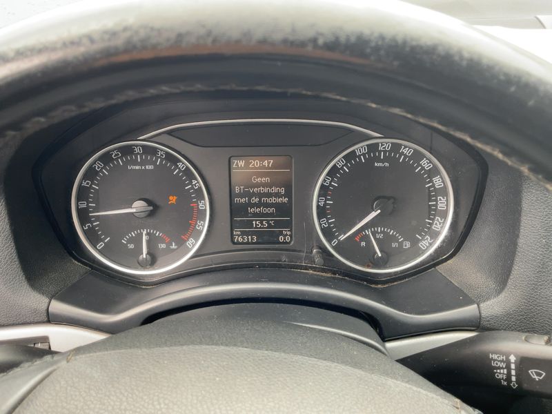 Skoda Octavia 1.6 TDI Ambition 2012 – снимка 18