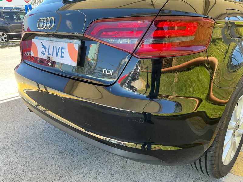 Audi A3 Sportback 1.6 TDI Attraction 2015 – снимка на щета 38