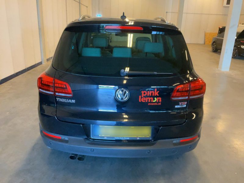 Volkswagen Tiguan 1.4 TSI Sport & Style BlueMotion Tech 2015 – снимка 7