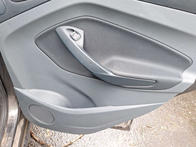 Ford C-Max 1.0 EcoBoost Titanium X 2015 – снимка 81