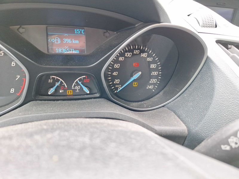 Ford C-Max 1.0 EcoBoost Titanium X 2015 – снимка 72