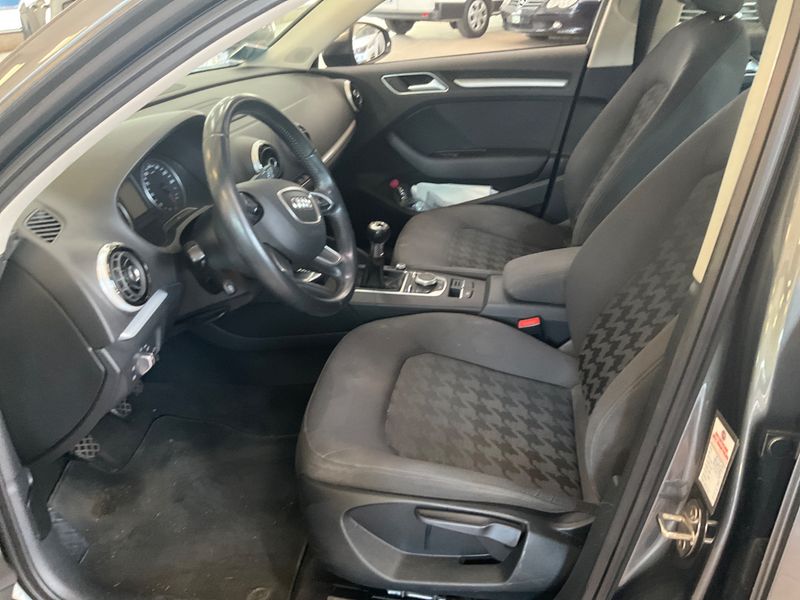 Audi A3 Sportback 1.6 TDI Attraction 2015 – снимка 26