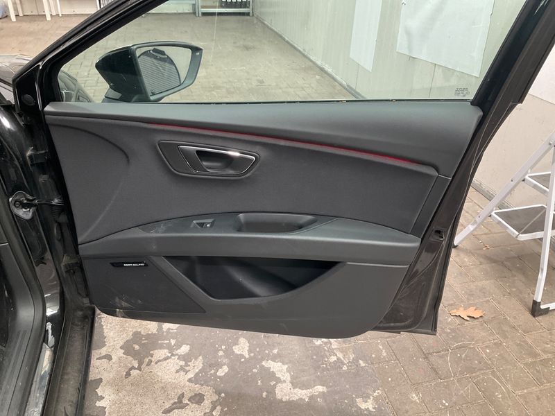 Seat Leon 2.0 TDI FR 2017 – снимка 34