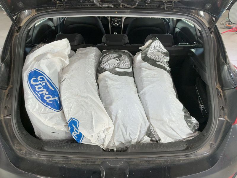Hyundai i30 1.6 GDI FIFA World Cup Edition 2013 – снимка 16