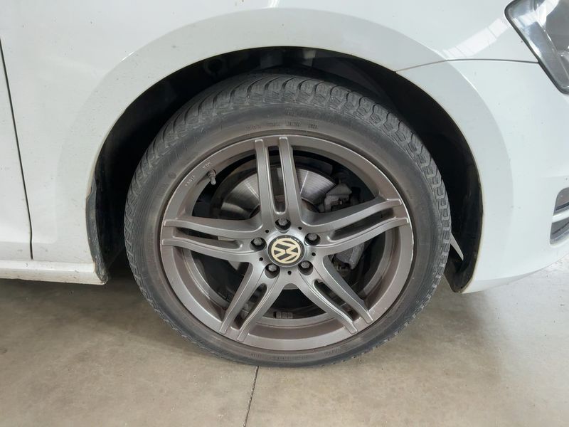 Volkswagen Golf VII 1.6 TDI 2014 – снимка 20