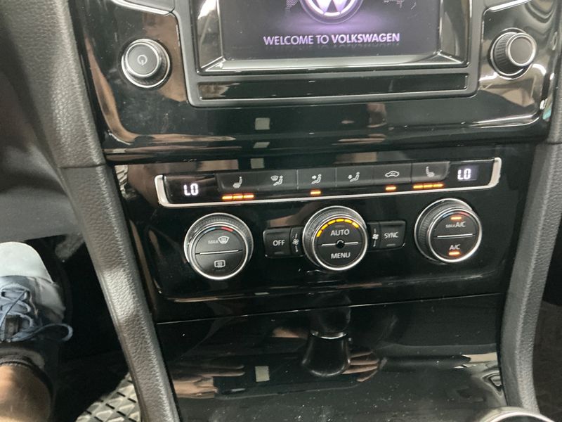Volkswagen Golf VII 1.6 TDI 2014 – снимка 36