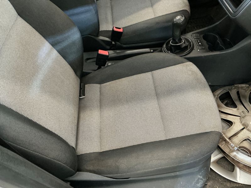 Skoda Roomster 1.2 TSI Plus Edition 2011 – снимка 33