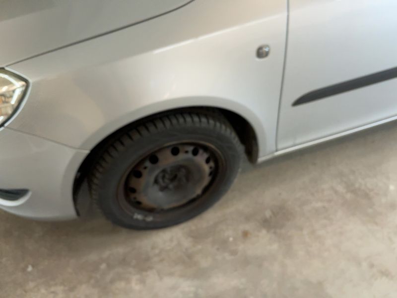 Skoda Roomster 1.2 TSI Plus Edition 2011 – снимка 3