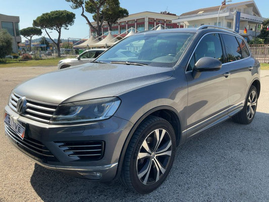 Volkswagen Touareg 3.0 V6 TDI Sport BlueMotion Tech 2018 – снимка 2
