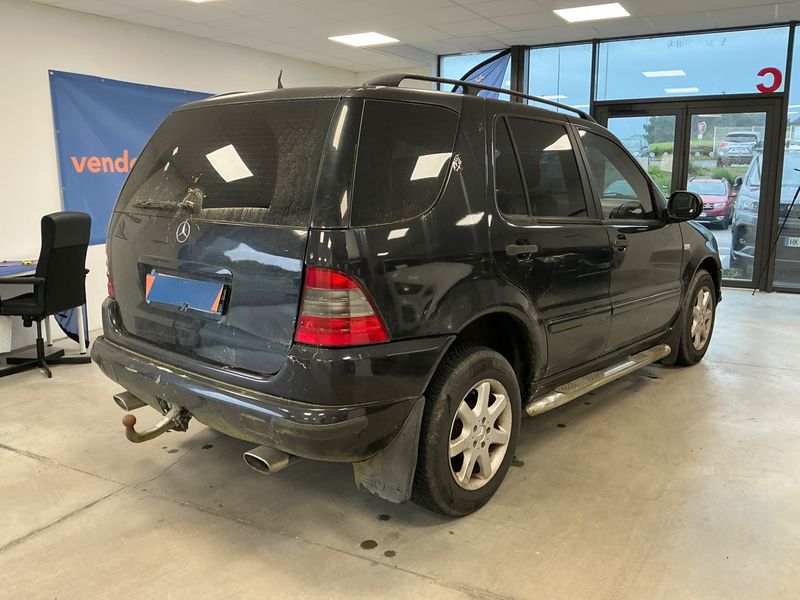 Mercedes-Benz M-Klasse ML 430 2000 – снимка 2
