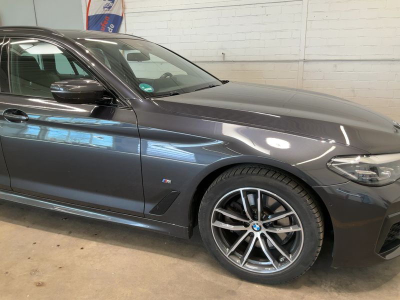 BMW 5er 520i Mild-Hybrid M Sport 2023 – снимка 12