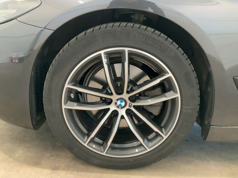 BMW 5er 520i Mild-Hybrid M Sport 2023 – снимка 3