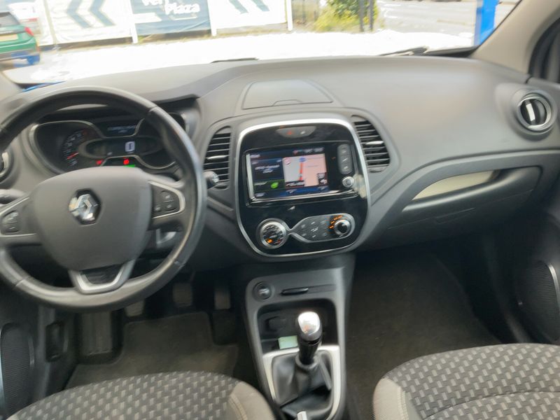 Renault Captur 0.9 Energy Intens 2018 – снимка 17