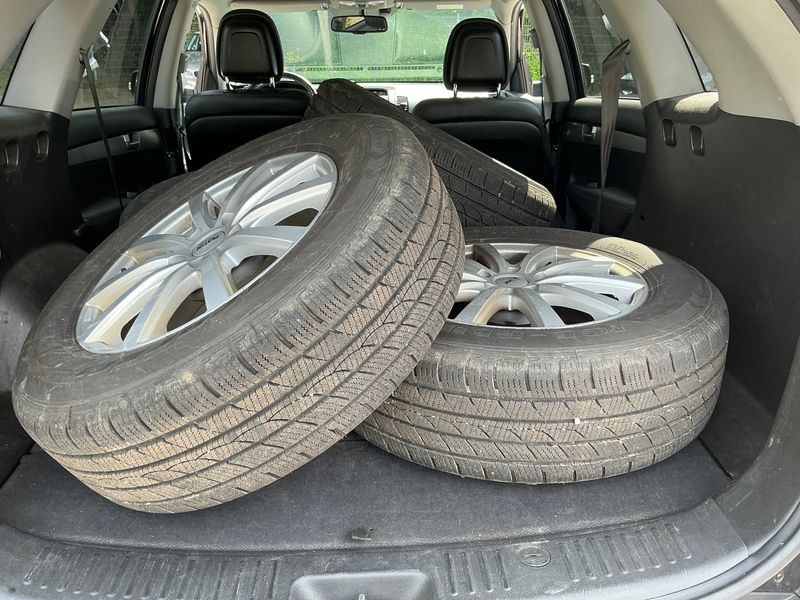 Kia Sorento 2.2 CRDi Spirit 4WD 2012 – снимка 15