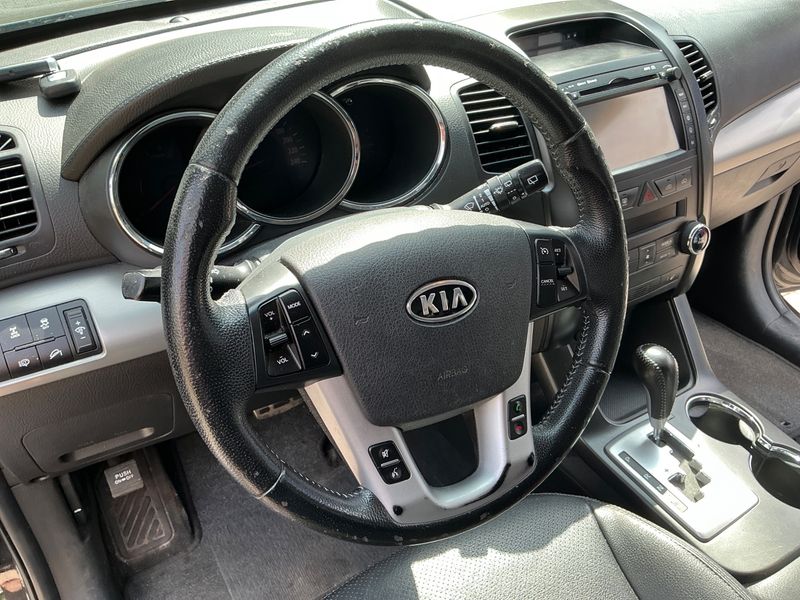 Kia Sorento 2.2 CRDi Spirit 4WD 2012 – снимка 35