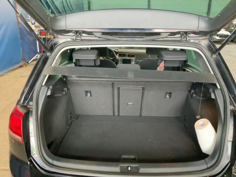 Volkswagen Golf VII 1.2 TSI Lounge BlueMotion Tech 2016 – снимка 15