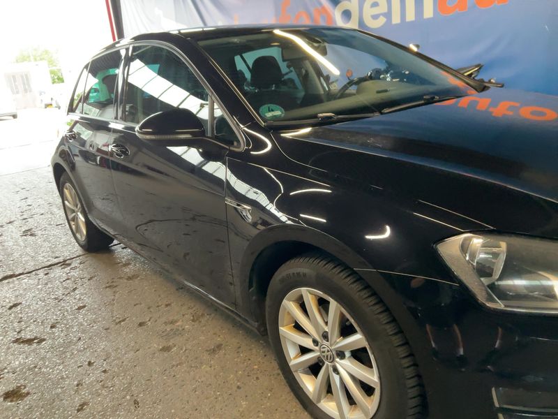 Volkswagen Golf VII 1.2 TSI Lounge BlueMotion Tech 2016 – снимка 12