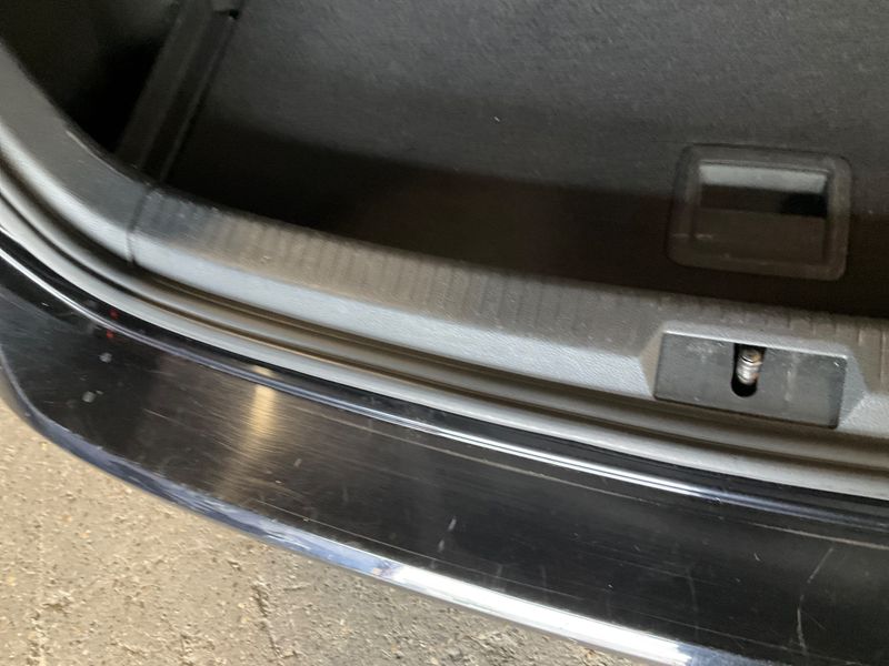 Volkswagen Golf VII 1.2 TSI Lounge BlueMotion Tech 2016 – снимка 28