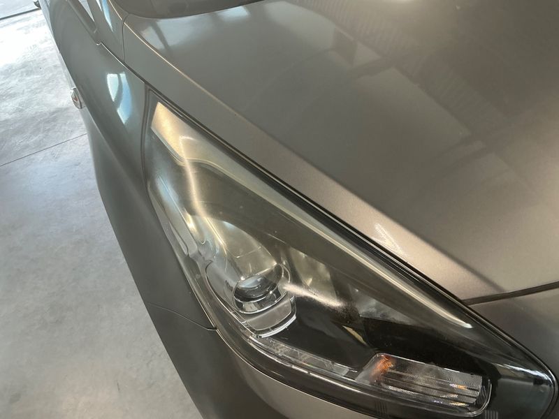 Kia Carens 1.7 CRDi Class 2016 – снимка 29