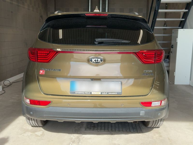 Kia Sportage 2.0 CRDi Vision 4WD 2017 – снимка 7