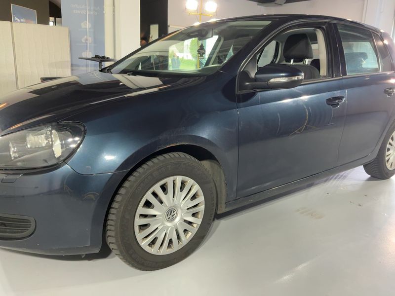 Volkswagen Golf VI 1.6 TDI Rabbit BlueMotion Tech 2012 – снимка 2
