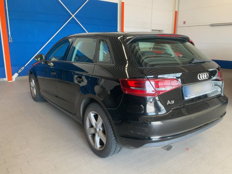 Audi A3 Sportback 1.6 TDI Attraction 2013 – снимка 6