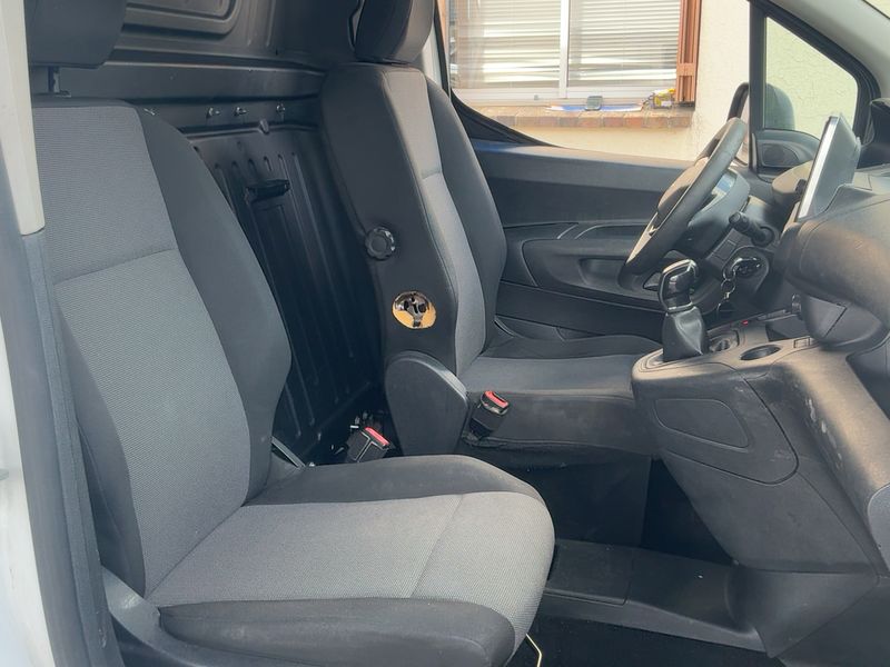 Peugeot Partner 1.5 Blue-HDi Asphalt L1 2019 – снимка 16
