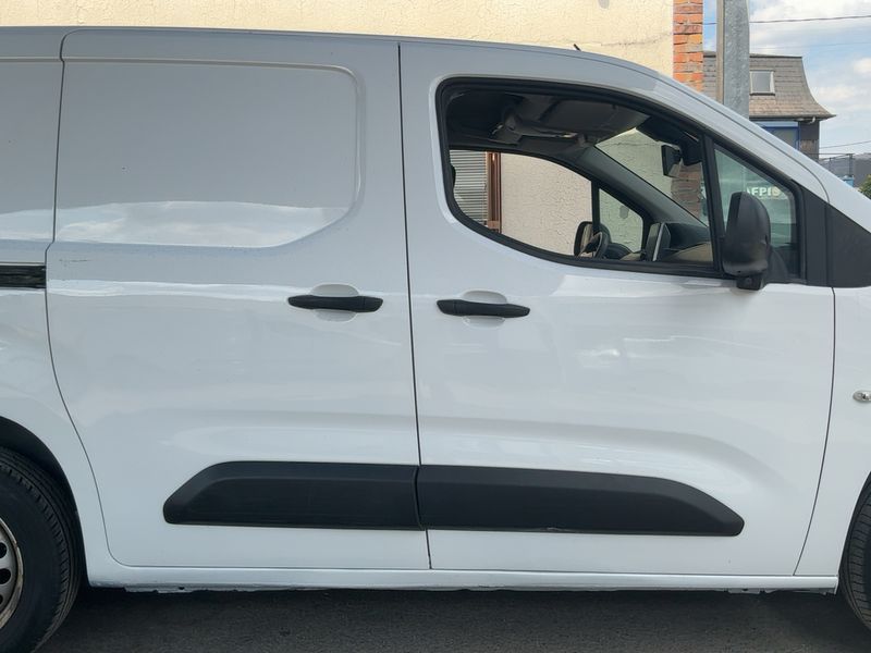 Peugeot Partner 1.5 Blue-HDi Asphalt L1 2019 – снимка 10