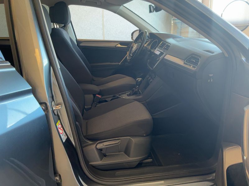 Volkswagen Tiguan Allspace 2.0 TDI Business BlueMotion Tech 2019 – снимка 17