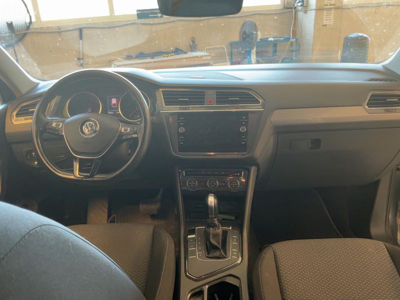 Volkswagen Tiguan Allspace 2.0 TDI Business BlueMotion Tech 2019 – снимка 18
