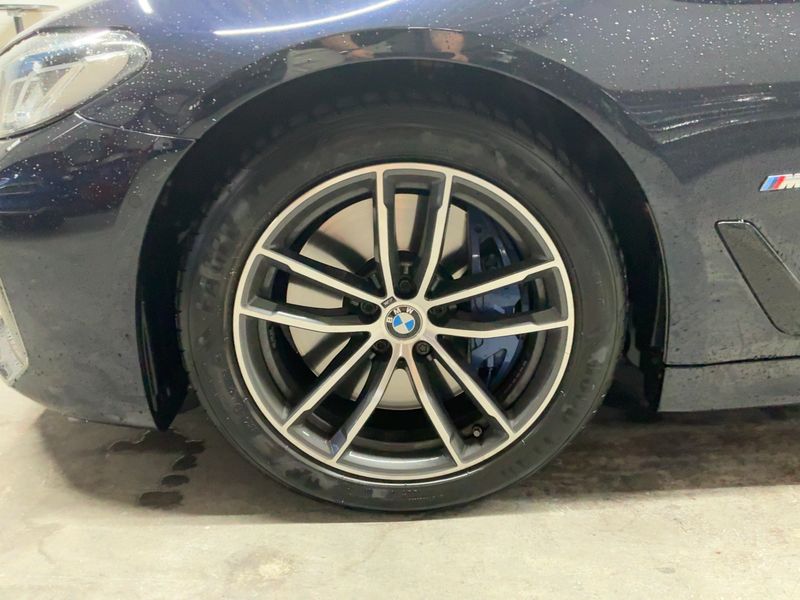 BMW 5er 530d Mild-Hybrid xDrive M Sport 2020 – снимка 3