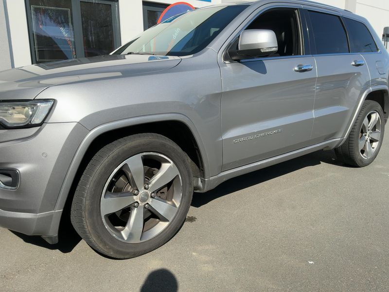 Jeep Grand Cherokee 3.0 CRD Overland 2015 – снимка 2