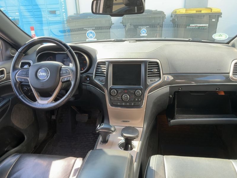 Jeep Grand Cherokee 3.0 CRD Overland 2015 – снимка 18