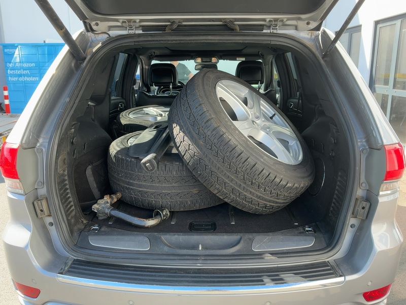 Jeep Grand Cherokee 3.0 CRD Overland 2015 – снимка 16