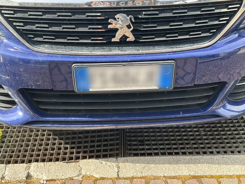 Peugeot 308 1.6 Blue-HDi Allure 2018 – снимка 25