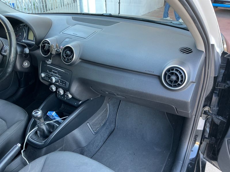 Audi A1 1.4 TDI 2015 – снимка 29