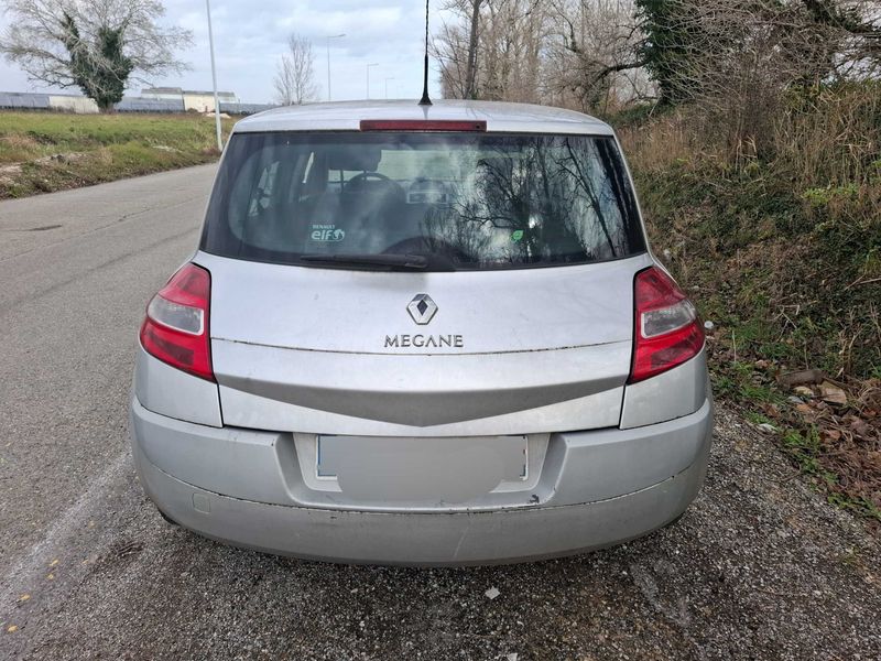 Renault Megane 1.5 dCi Confort Dynamique 2008 – снимка 4