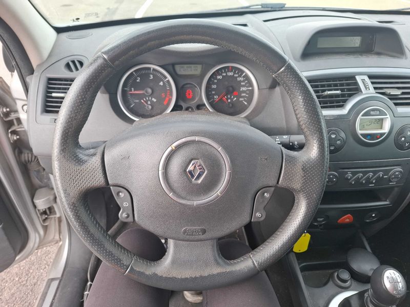 Renault Megane 1.5 dCi Confort Dynamique 2008 – снимка 103