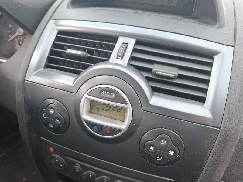 Renault Megane 1.5 dCi Confort Dynamique 2008 – снимка 66
