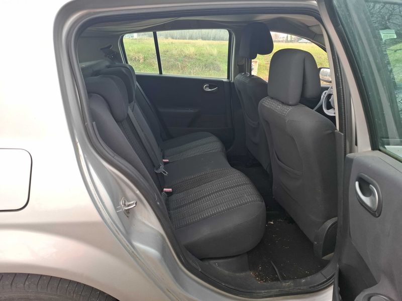 Renault Megane 1.5 dCi Confort Dynamique 2008 – снимка 13