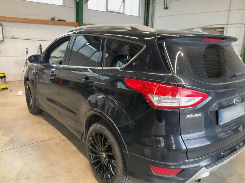 Ford Kuga 1.5 EcoBoost Individual 2015 – снимка 6