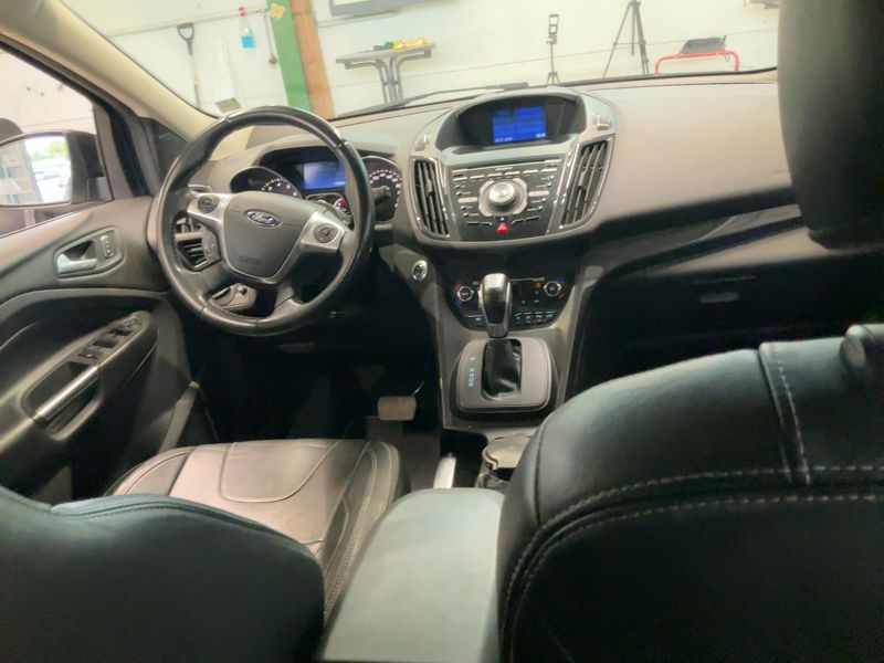 Ford Kuga 1.5 EcoBoost Individual 2015 – снимка 18