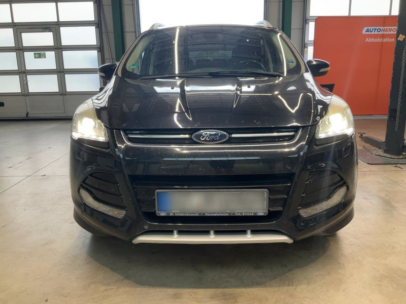 Ford Kuga 1.5 EcoBoost Individual 2015 – снимка 14