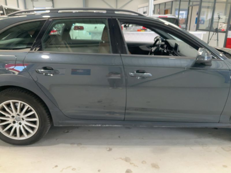 Audi A4 Allroad 3.0 V6 TDI quattro 2017 – снимка 10