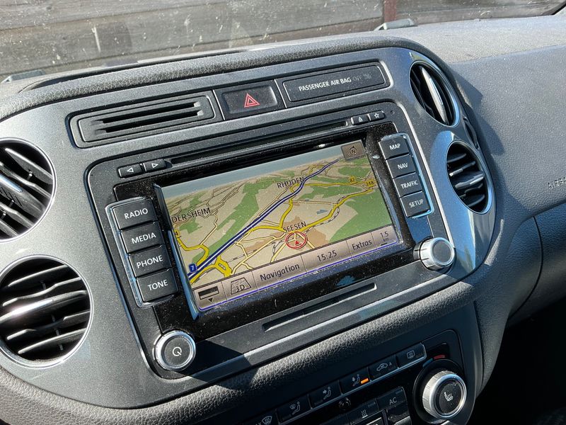 Volkswagen Tiguan 2.0 TDI Sport & Style 4Motion 2012 – снимка 35