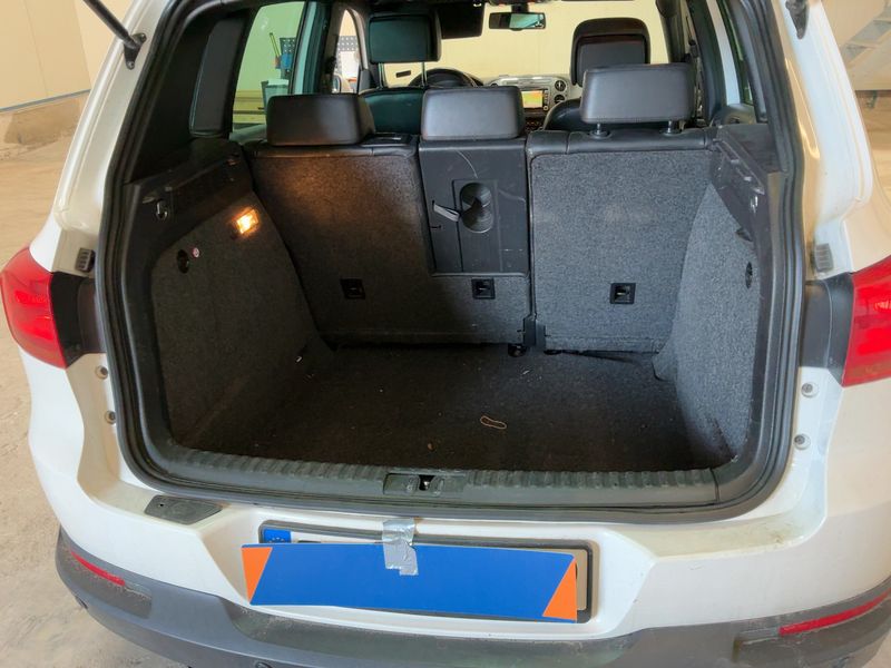 Volkswagen Tiguan 2.0 TDI Sport & Style 4Motion 2012 – снимка 16